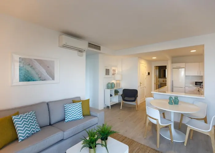 Apartament Frente A La Playa De Canteras S2 *